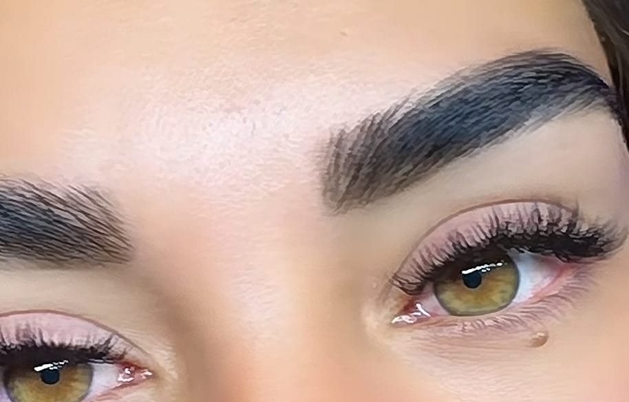 Diseño y perfilado de cejas